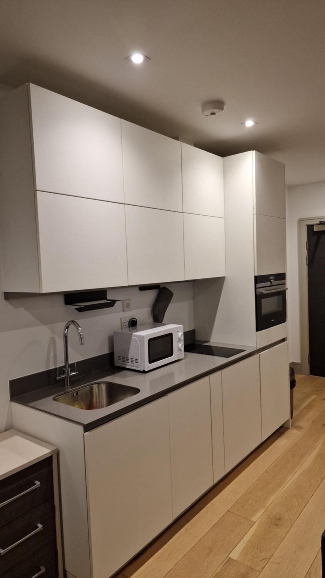 London City Apartment Ealing Bagian luar foto
